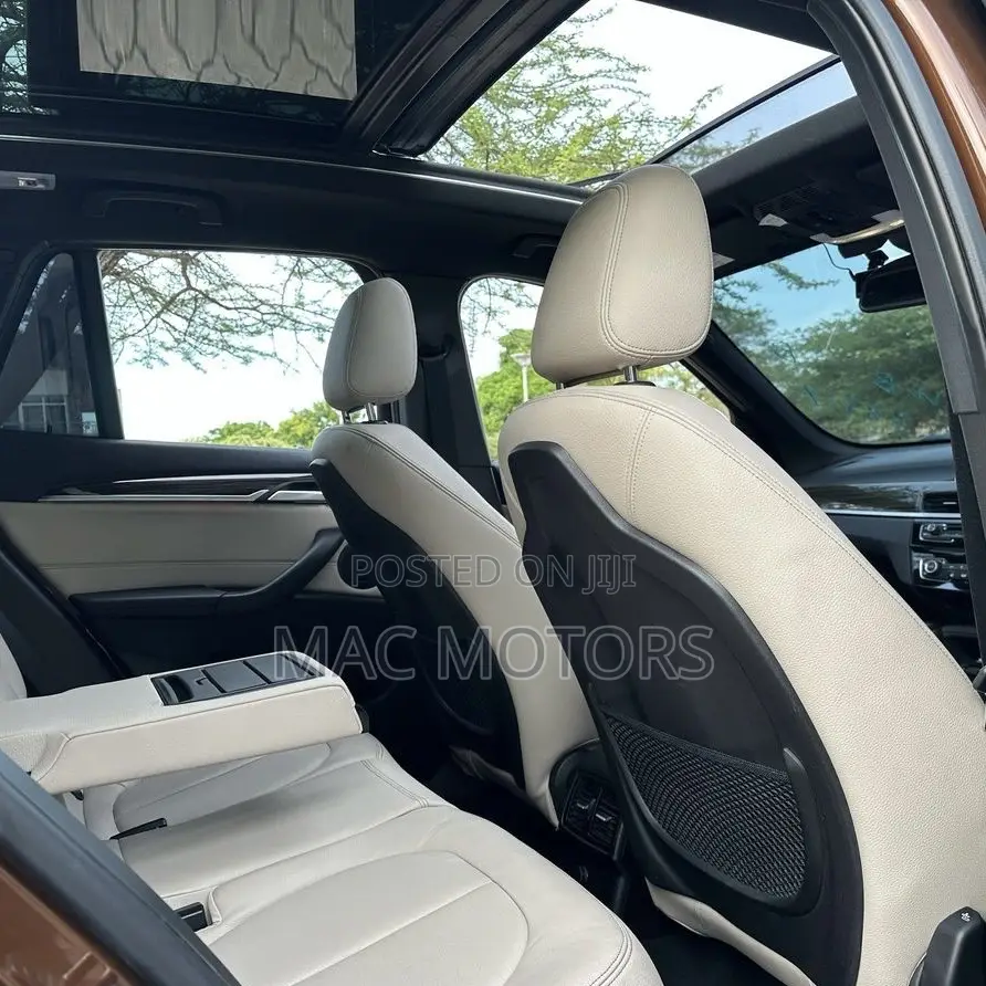 BMW X1 xDrive28i AWD 2016 Brown