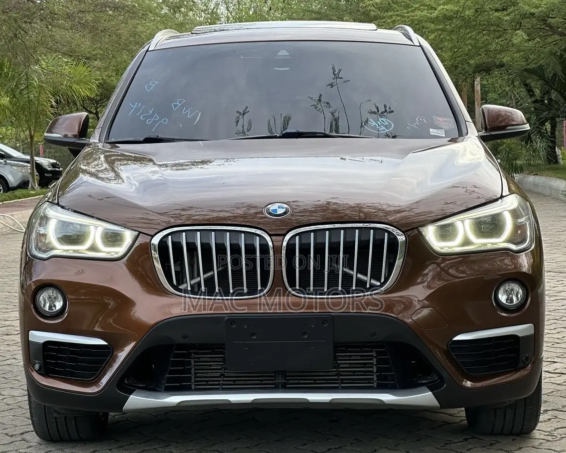 BMW X1 xDrive28i AWD 2016 Brown