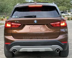 BMW X1 xDrive28i AWD 2016 Brown
