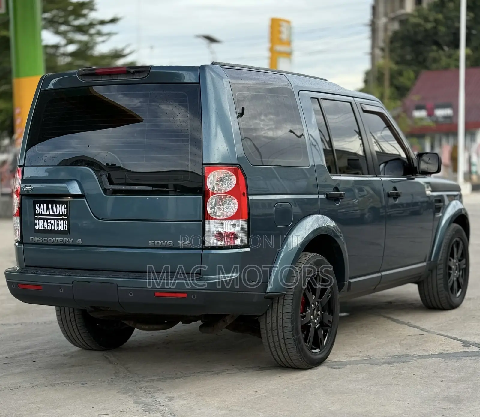 Land Rover Discovery 2011 Blue