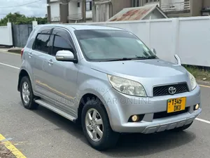 Toyota Rush 2009 Silver