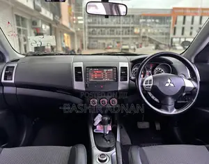 Mitsubishi Outlander 2011 Matt Black