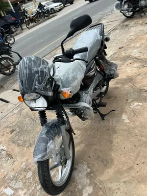 Bajaj Boxer 125 2025 Black