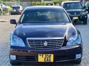 Toyota Crown 2005 Burgundy