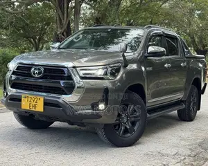 Toyota Hilux 2021 Gray