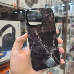 Switch Easy Cases for iPhone 16 Pro Max Ultra Premium