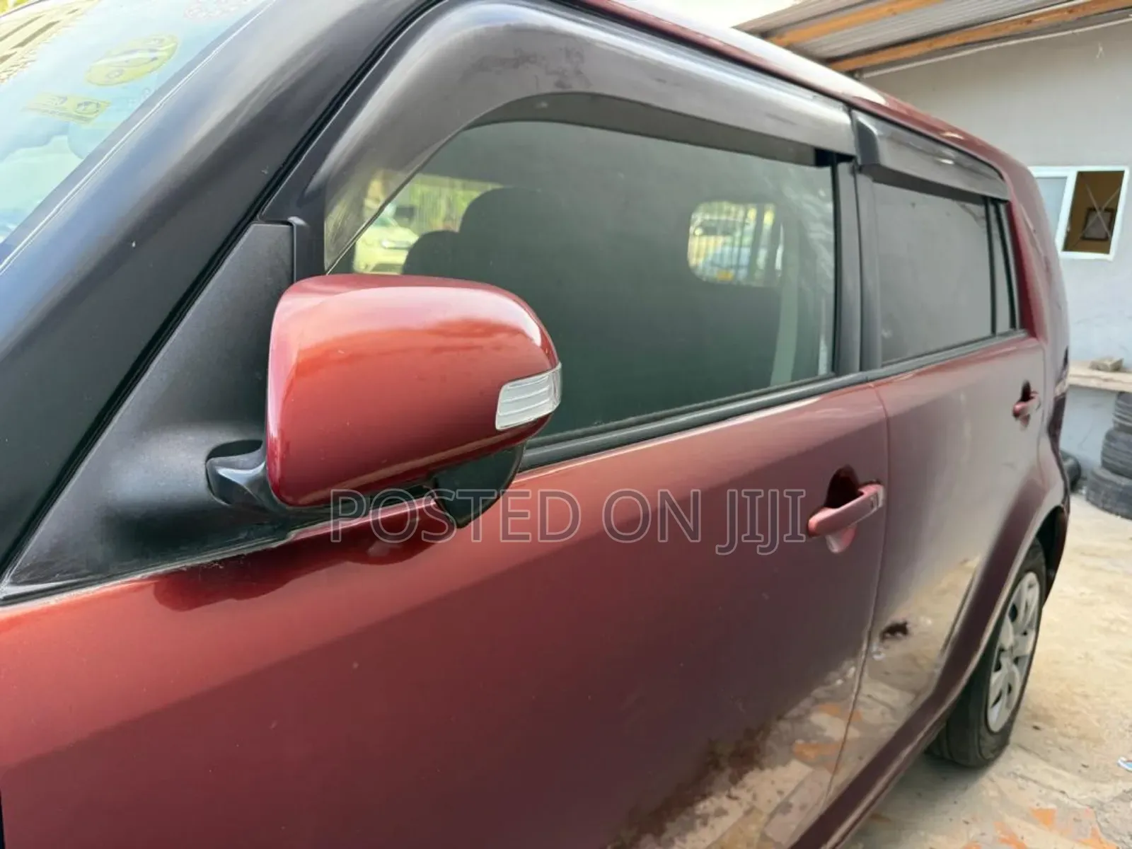 Toyota Rumion 1.5 FWD 2023 Red
