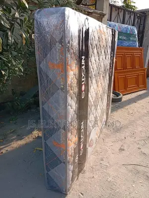 Godoro La Kisasa Kabisa 5x6 Nchi 8 Mpya Ni Imara Sana