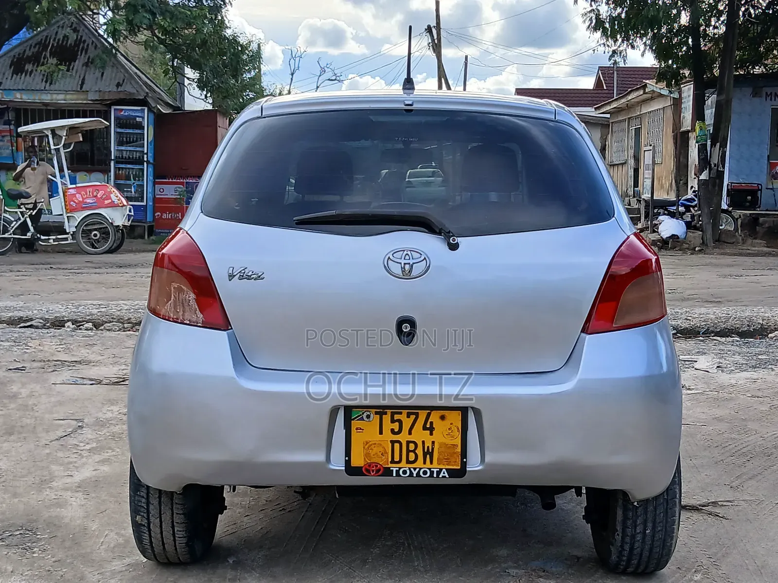 Toyota Vitz 2005 Silver