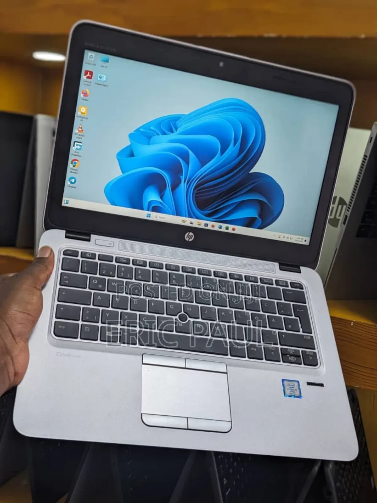 New Laptop HP EliteBook 820 G4 8GB Intel Core I5 SSD 256GB