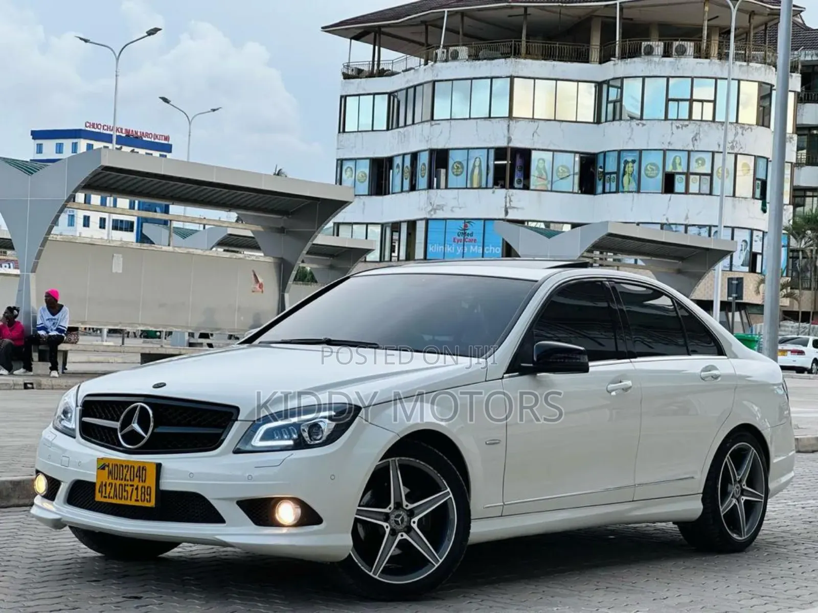 Mercedes-Benz C-Class 2008 Pearl