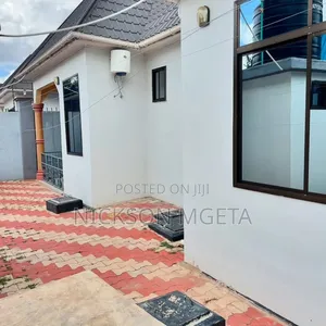 3bdrm House in Dalali Nick Mwanza, Nyamongoro for rent