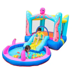 Jumping Castle With Round Playing Space