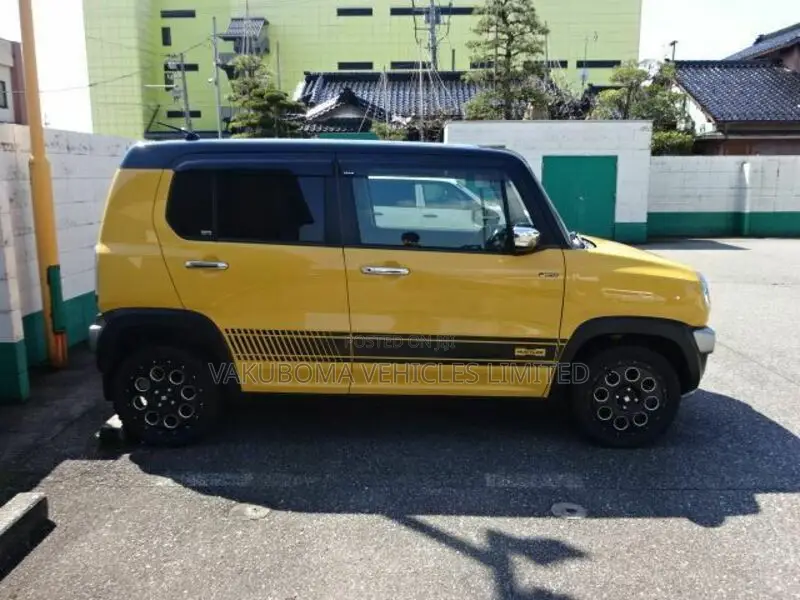 Suzuki Hustler 2016 Yellow