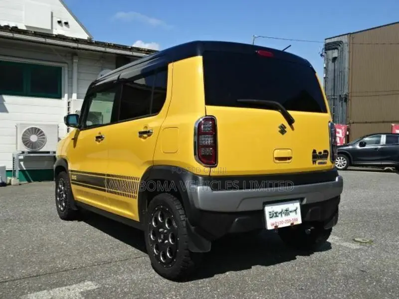 Suzuki Hustler 2016 Yellow