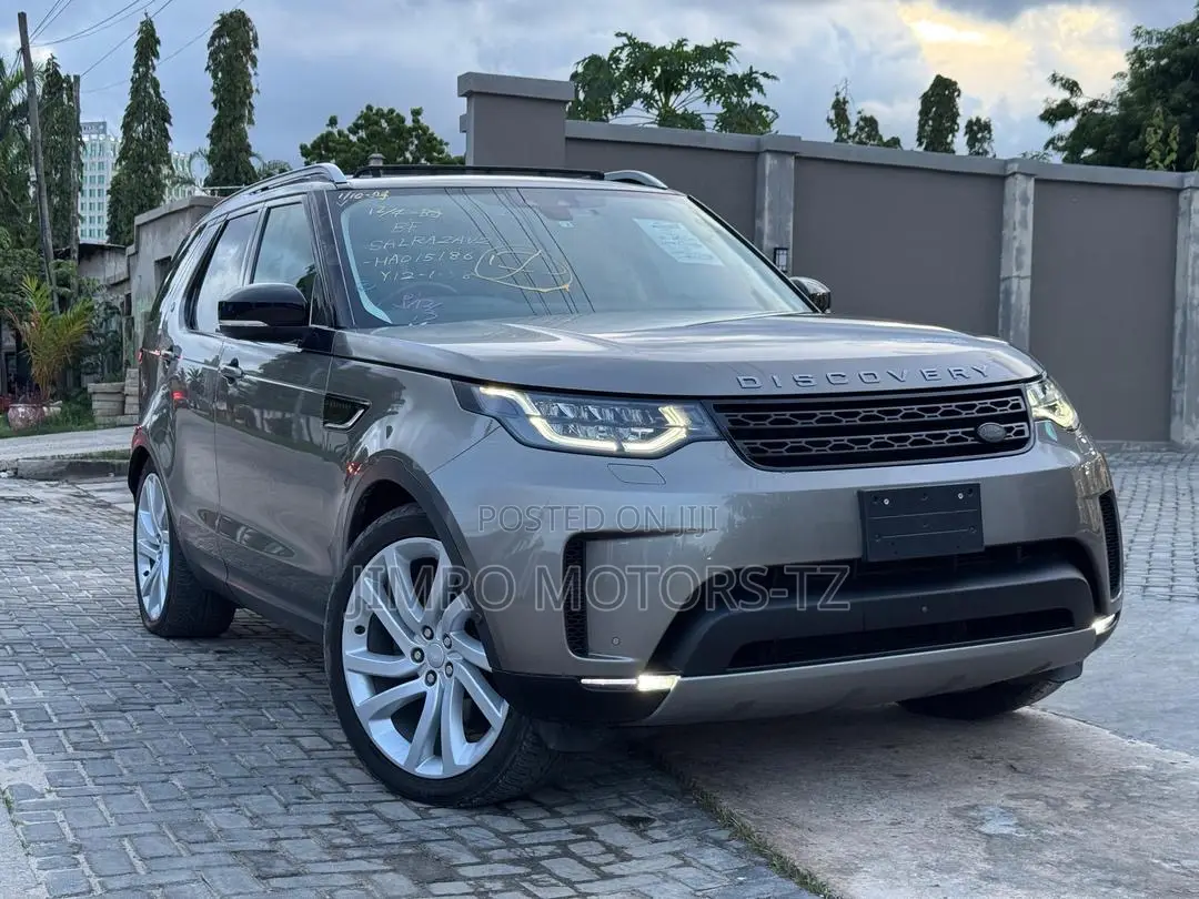 Land Rover Discovery Sport 2017 Gold
