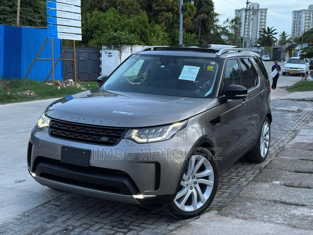 Land Rover Discovery Sport 2017 Gold