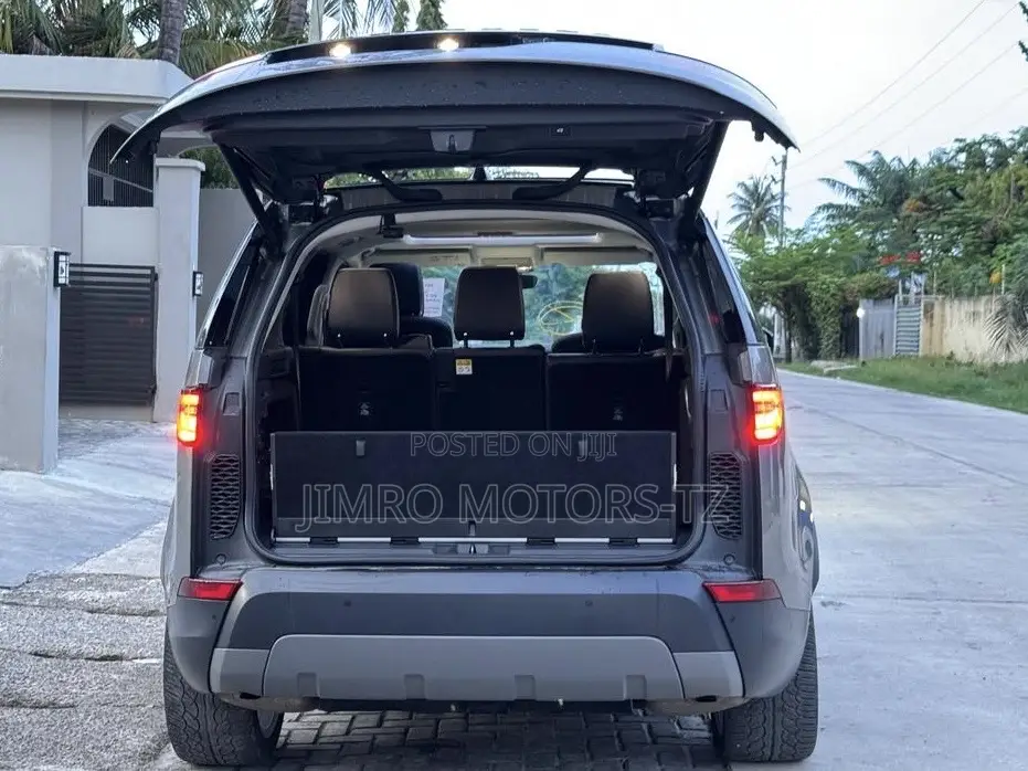 Land Rover Discovery Sport 2017 Gold