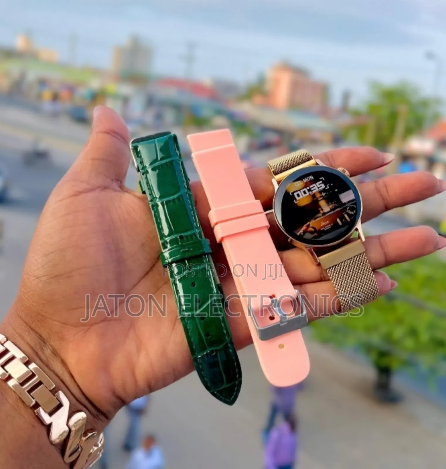Gtab Gt11 Pro Smartwatch for Ladies