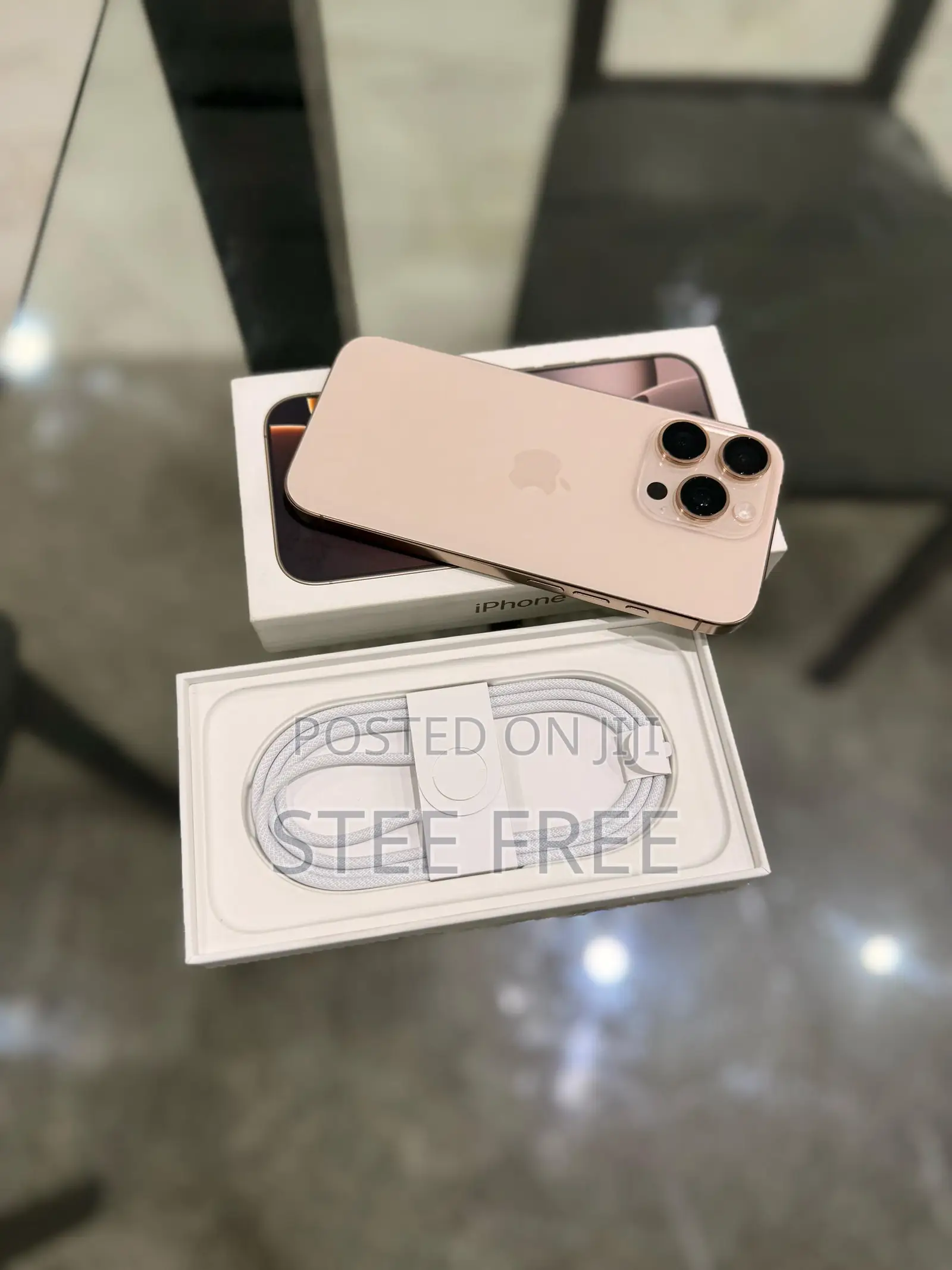 Apple iPhone 15 Pro 256 GB Gold