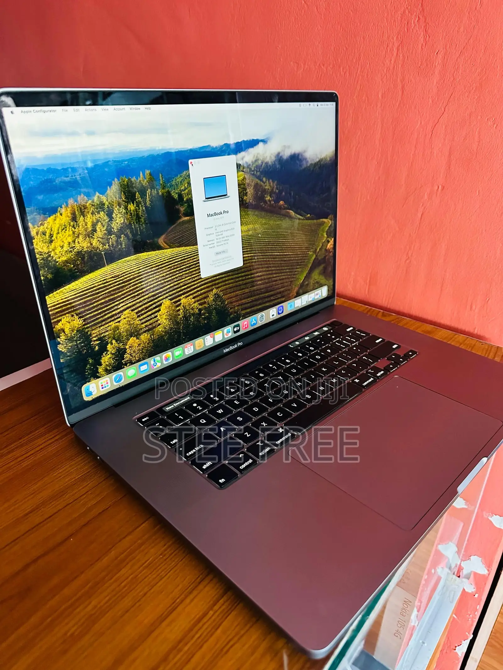 Laptop Apple MacBook Pro 2019 16GB Intel Core I9 SSD 1T