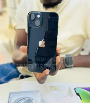 Photo - New Apple iPhone 14 128 GB Black
