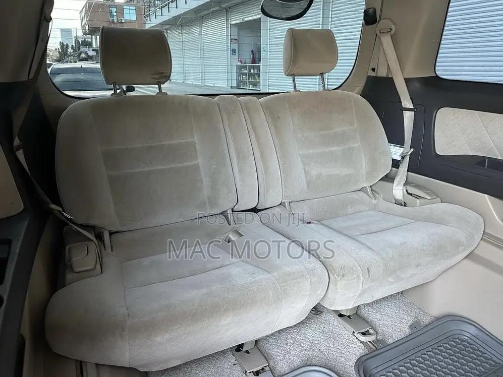 Toyota Alphard 2.4 Petrol FWD 2006 Pearl