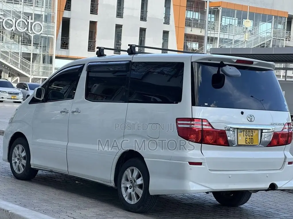 Toyota Alphard 2.4 Petrol FWD 2006 Pearl
