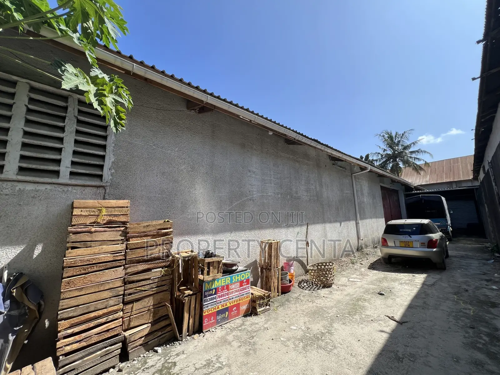 Warehouse Commercial Property Is Available for Sale