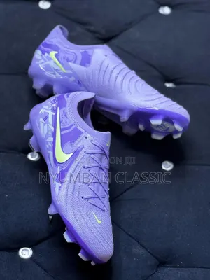 Nike Phantom Gx Sports Shoes