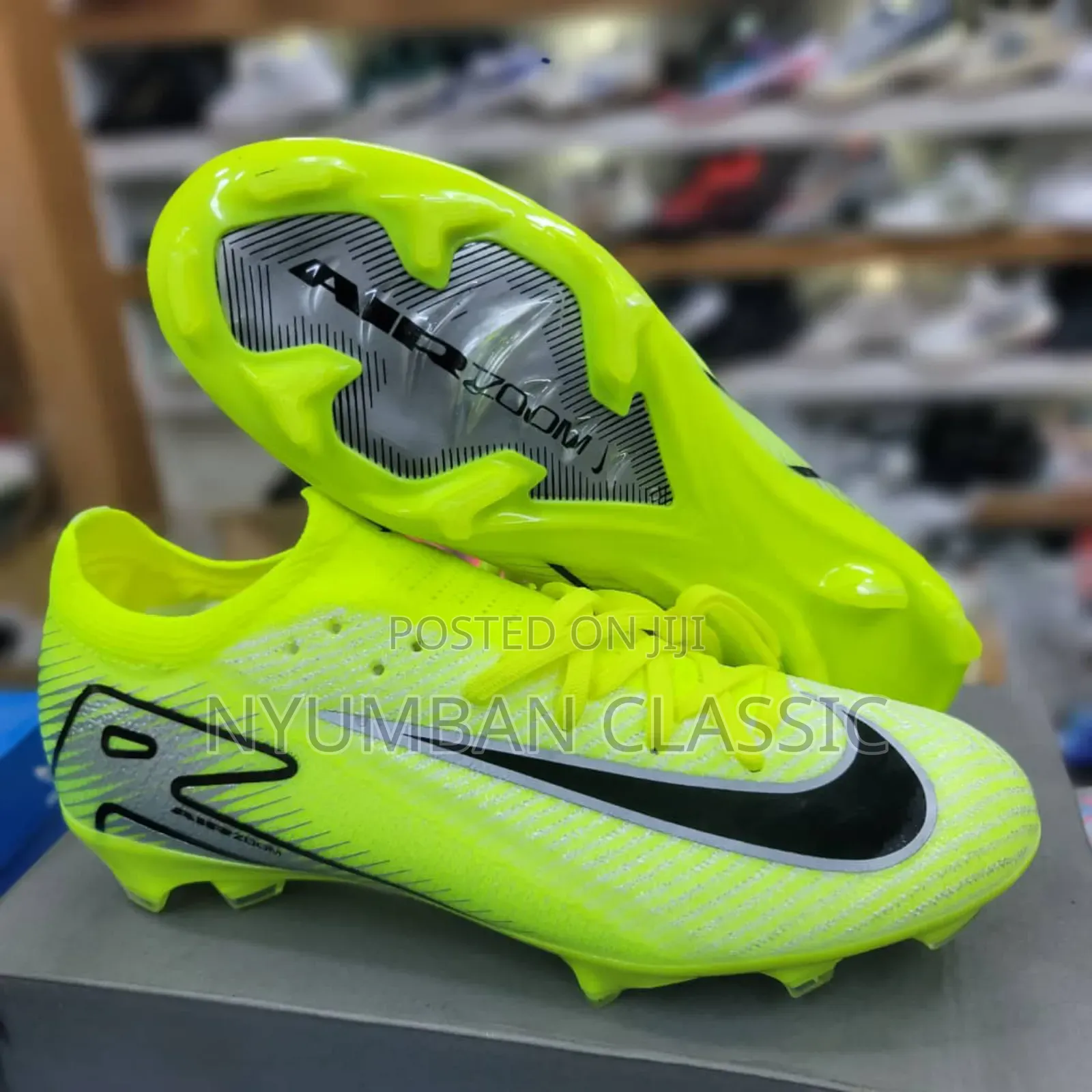 Nike Air Zoom Meeting Sports Shoes