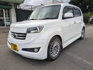 Toyota bB 2005 White