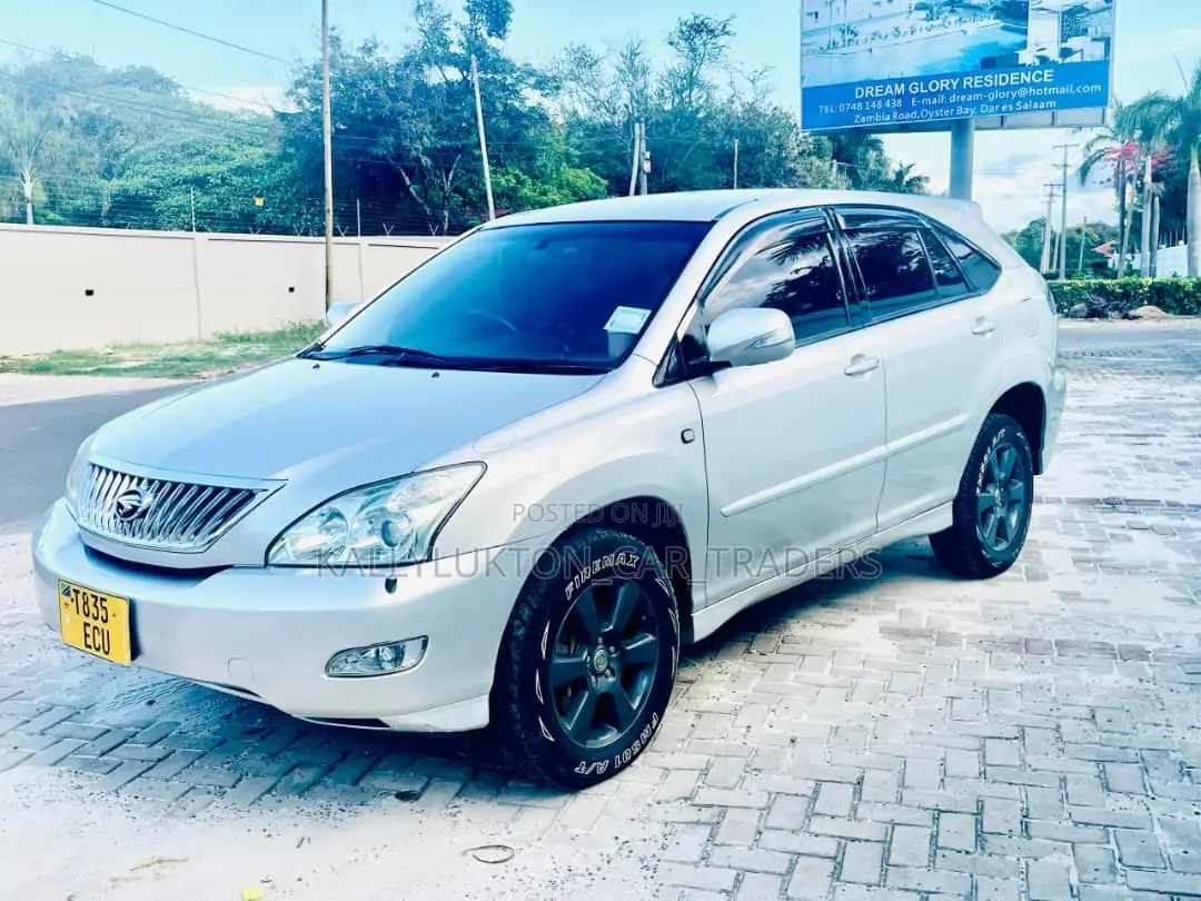 Toyota Harrier 2005 Silver