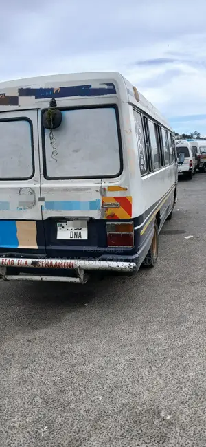 Toyota Coaster 1999 White