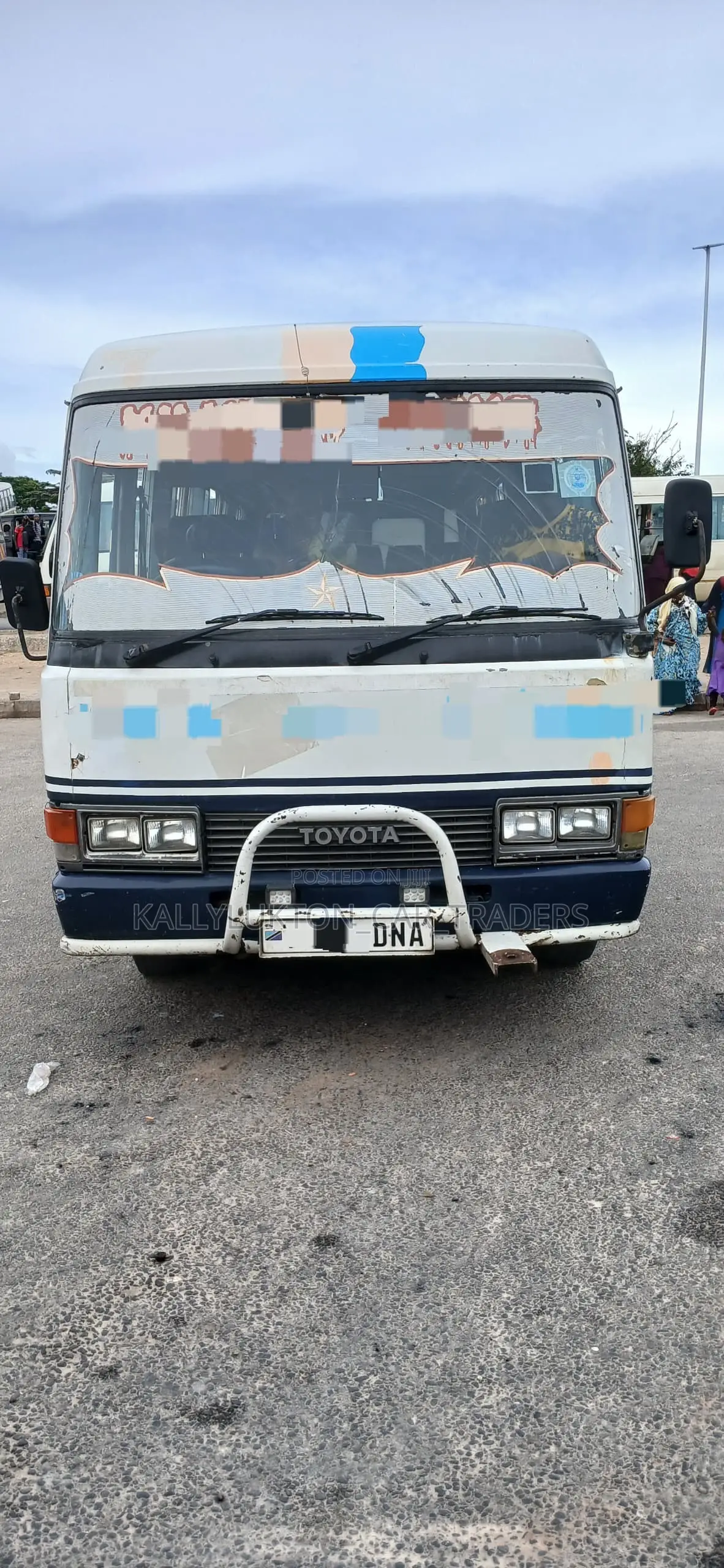 Toyota Coaster 1999 White