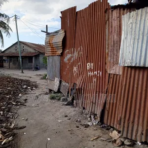 Eneo Kubwa Bugurun Kwa Mil 80 Tu Kwenda Kkoo/Airport Dk 5 Tu