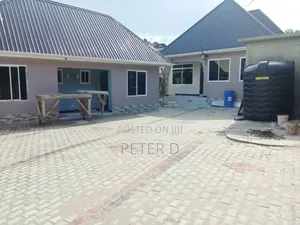 1bdrm Apartment in Kimara for rent