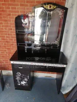 Cosmetic Organizer/ Dressing Tabl