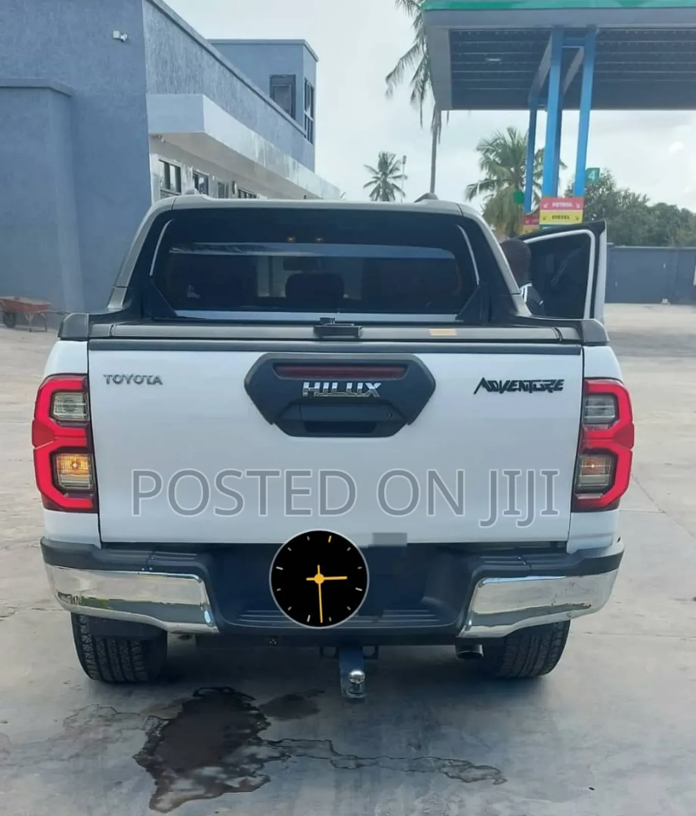 Toyota Hilux 2016 White