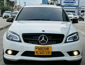 Mercedes-Benz C-Class 2007 Pearl