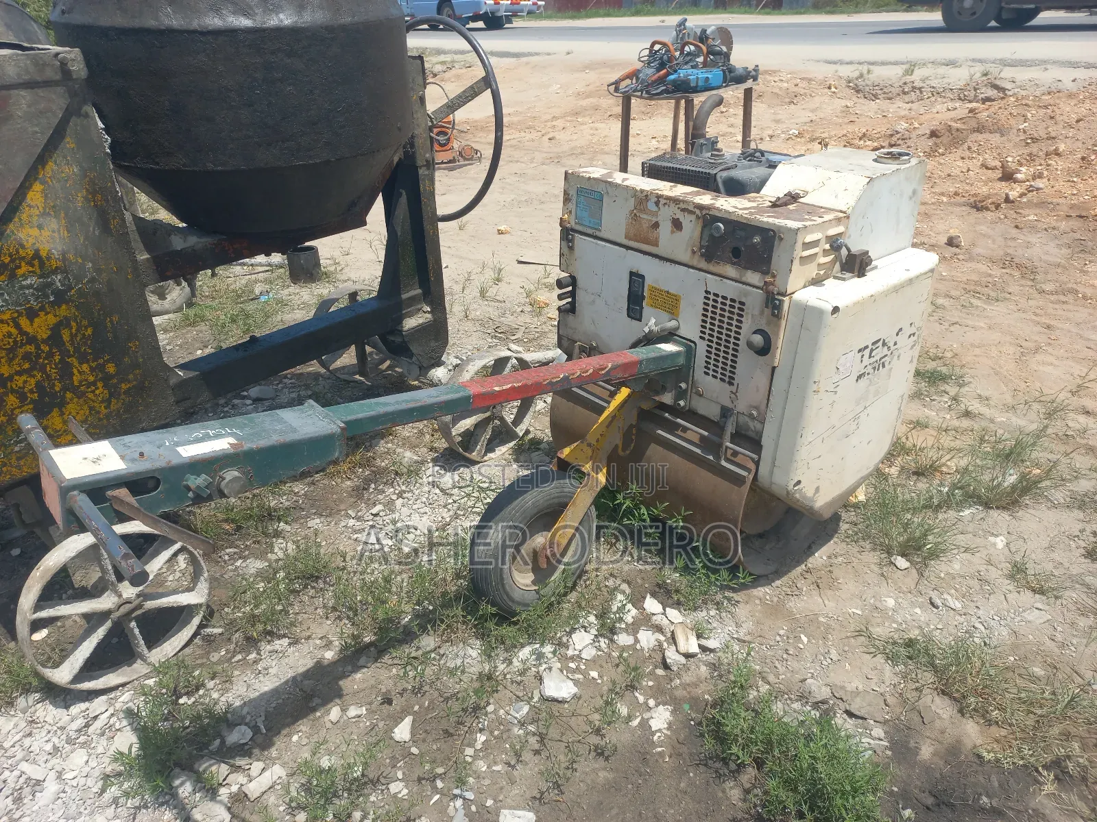 Single Drum Roller