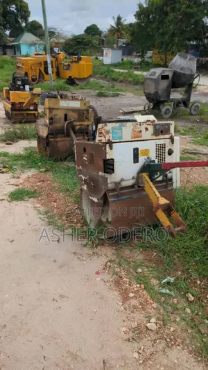 Single Drum Roller