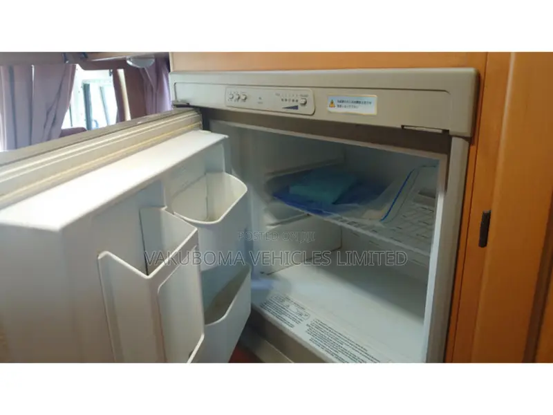 Toyota Coaster 2004 White