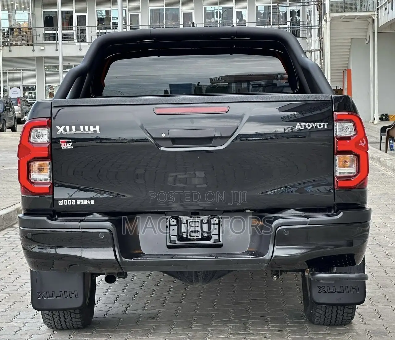 Toyota Hilux 2024 Black