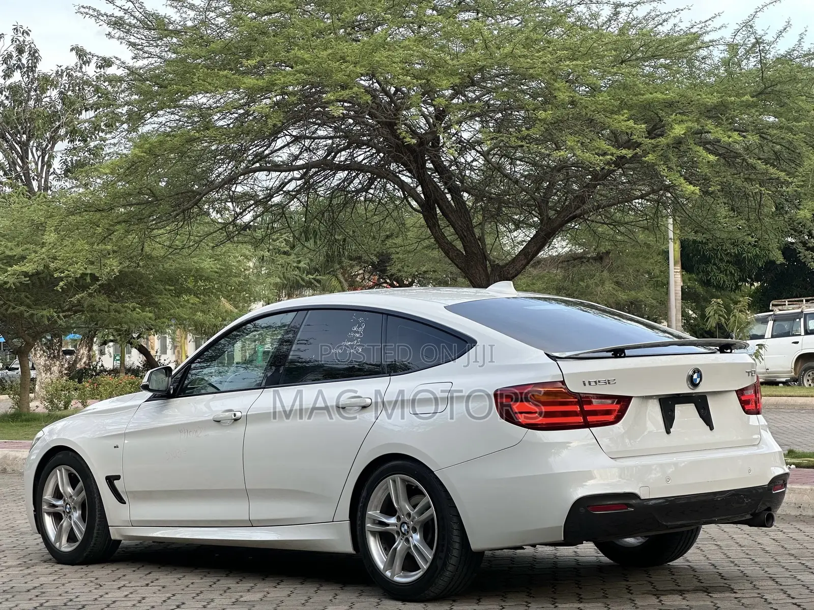 Mercedes-Benz C200 2008 White
