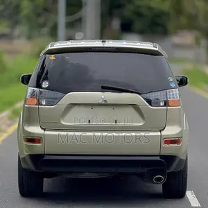 Mitsubishi Outlander 2008 Gold