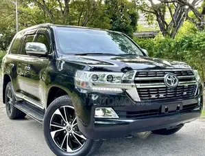 Toyota Land Cruiser 4.5 V8 VXR 2016 Black