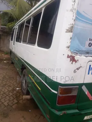 Toyota Coaster 2000 White