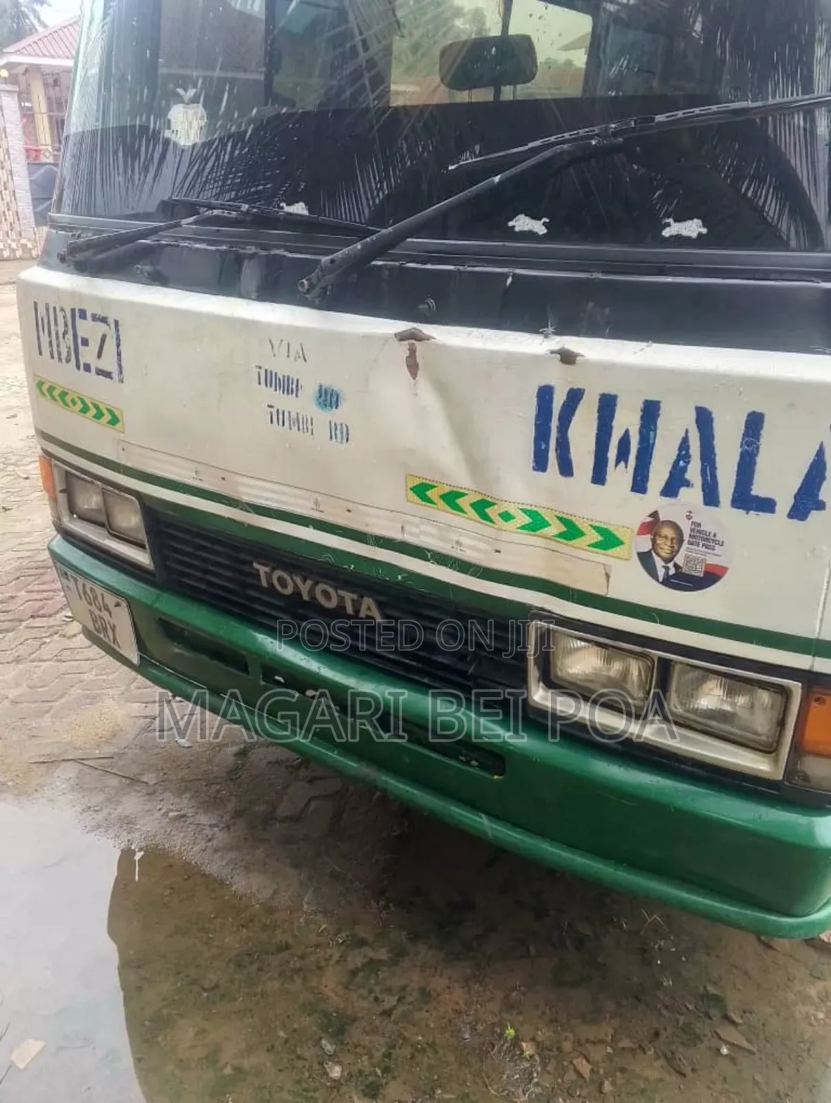 Toyota Coaster 2000 White