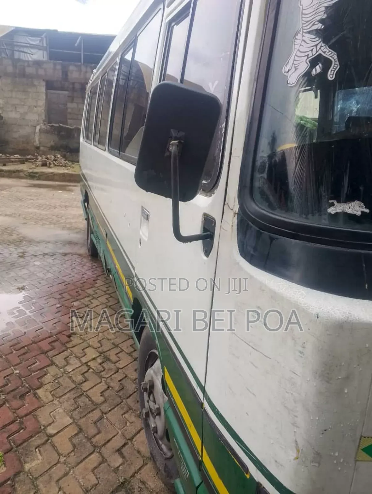 Toyota Coaster 2000 White